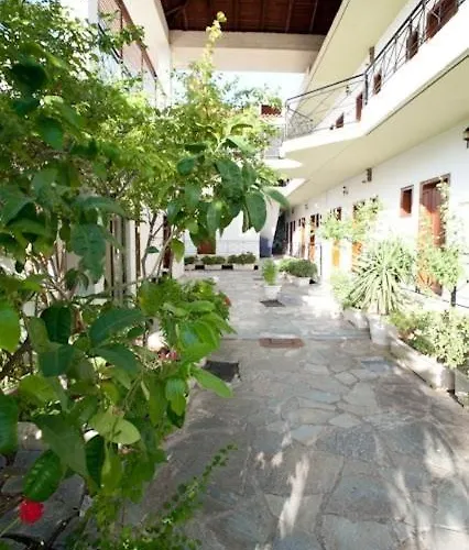 Отель Hotel Finikounda